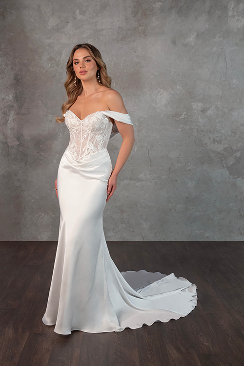 Essense of Australia D4303 Image