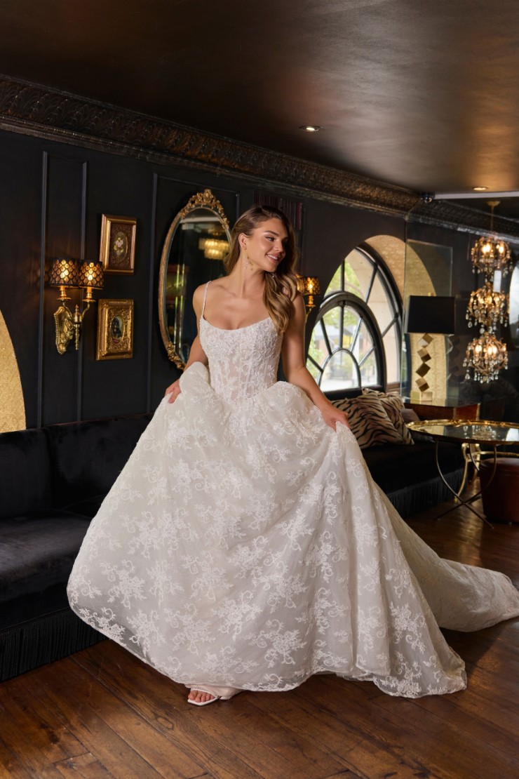 Essense of Australia D4425 Image